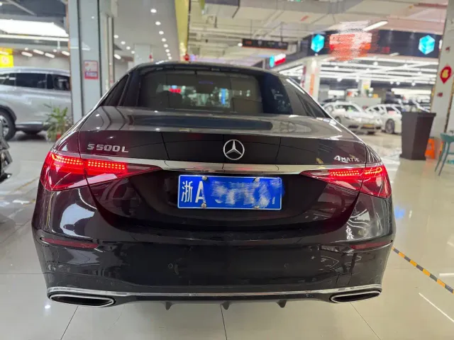 Mercedes-Benz S-Class — Фото автомобиля 9