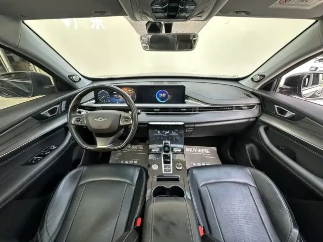 Chery Tiggo 8 PLUS 2022 290TGDI DCT Passion Edition — Фото автомобиля 6