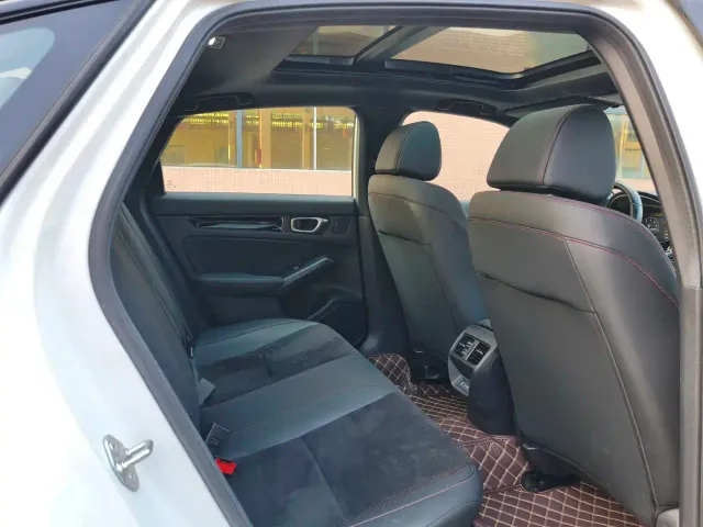 Honda Civic — Фото автомобиля 12