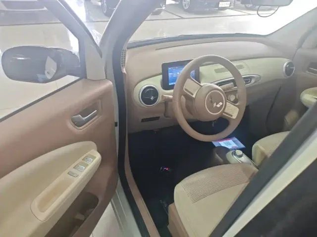 Wuling Hongguang Mini EV — Фото автомобиля 15