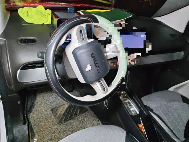 Changan Lumin — Фото автомобиля 5