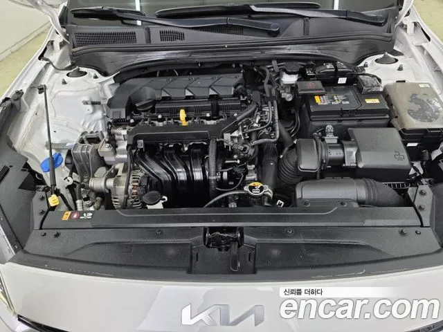 Kia K3 Generation 2 — Фото автомобиля 6