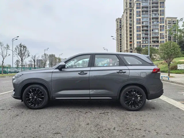 Changan CS75 — Фото автомобиля 7