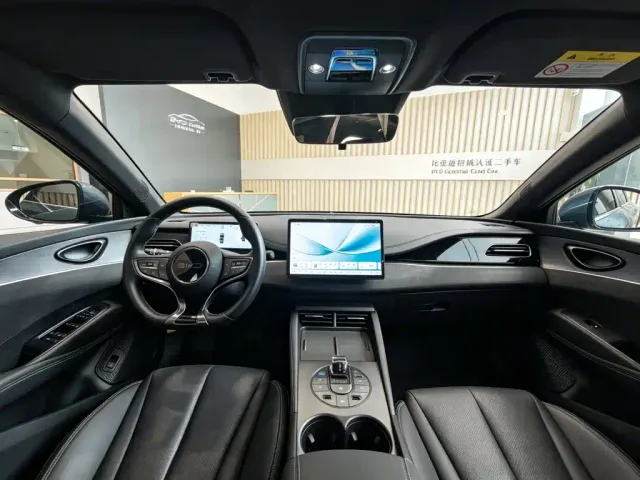 BYD Seal 06 — Фото автомобиля 13