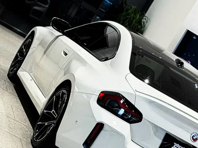 BMW M2 — Фото автомобиля 9
