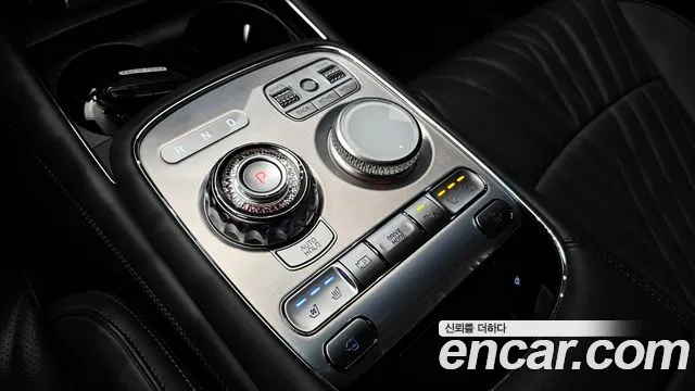 Genesis G90 Бензин 3.5 турбо AWD — Фото автомобиля 9
