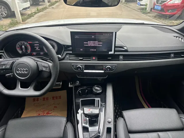 Audi A4L — Фото автомобиля 8