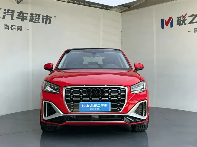 Audi Q2L — Фото автомобиля 2