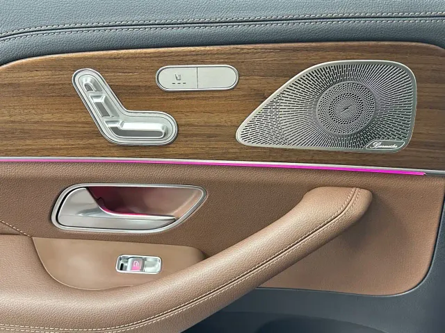 Mercedes-Benz GLS-Class — Фото автомобиля 27