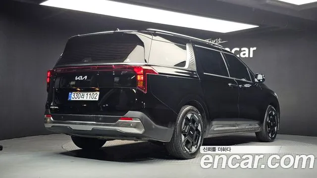 Kia Canival Новый Carnival 4 поколение Бензин 7 мест Noblesse — Фото автомобиля 2