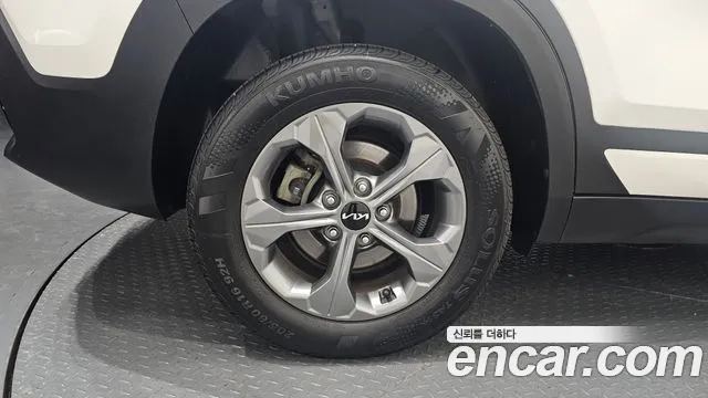 Kia Seltos Новый Seltos Бензин 2.0 2WD — Фото автомобиля 5