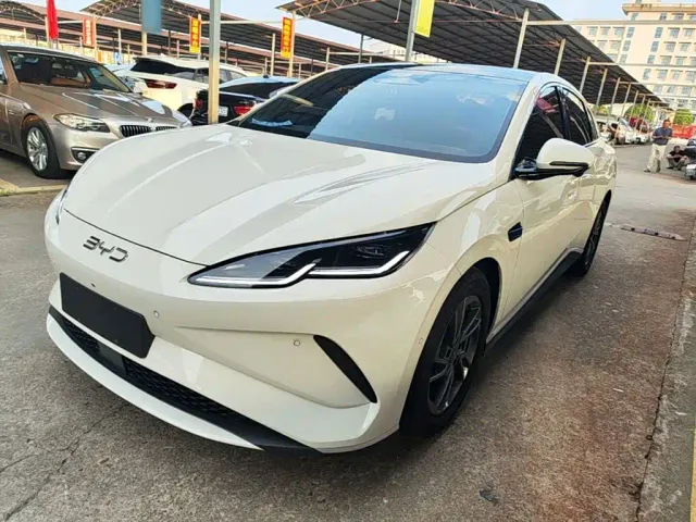 Фотография автомобиля — BYD Seal 06