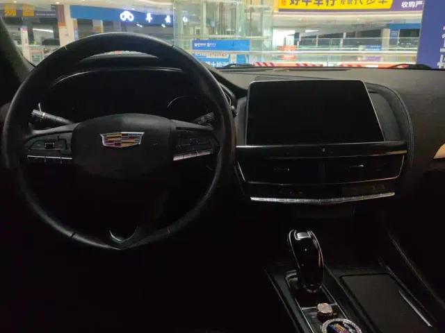 Cadillac CT5 — Фото автомобиля 12