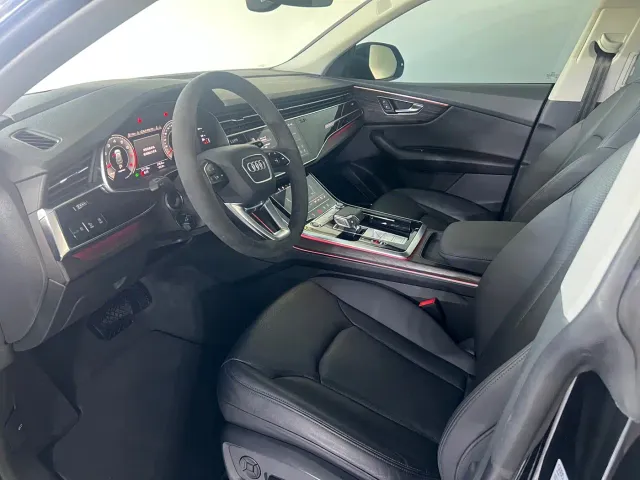 Audi Q8 — Фото автомобиля 9