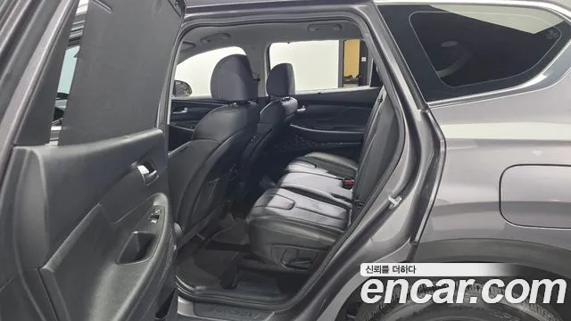 Hyundai Santa Fe Santa Fe (New) — Фото автомобиля 17