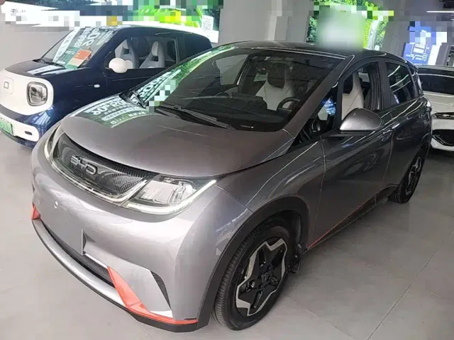 Фотография автомобиля — BYD Dolphin