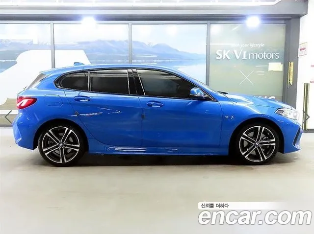 BMW 1 Series F40 — Фото автомобиля 3