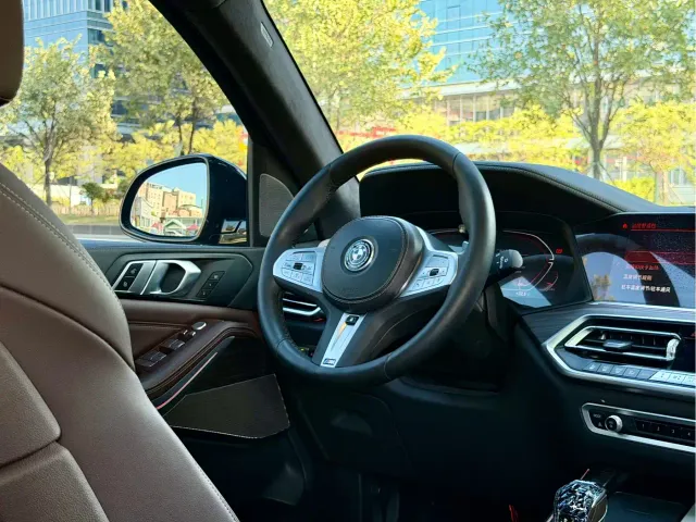 BMW X5 — Фото автомобиля 14