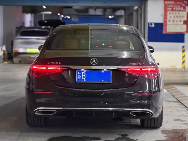 Mercedes-Benz S-Class — Фото автомобиля 3