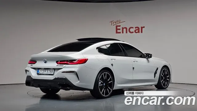 BMW 8 Series G15 — Фото автомобиля 2
