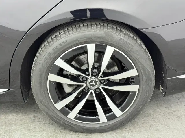 Mercedes-Benz S-Class — Фото автомобиля 19