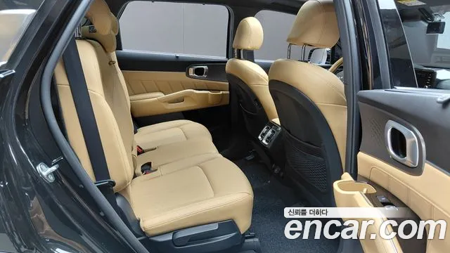Kia Sorento Sorento 4-е поколение Бензин 2.5T 2WD — Фото автомобиля 4