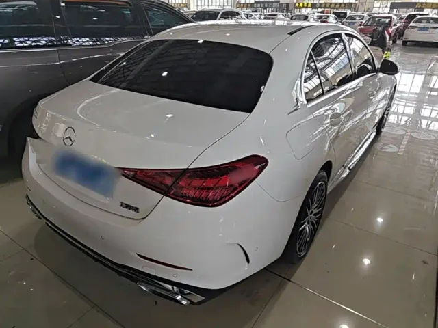 Mercedes-Benz C-Class — Фото автомобиля 6