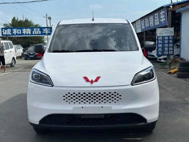 Wuling Hongguang — Фото автомобиля 2