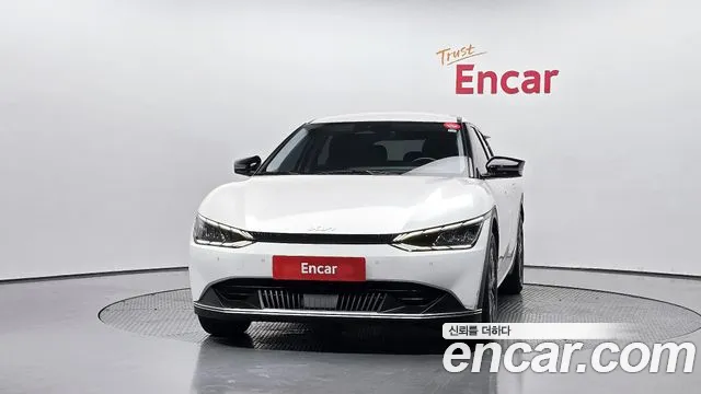 Kia EV6 — Фото автомобиля 3