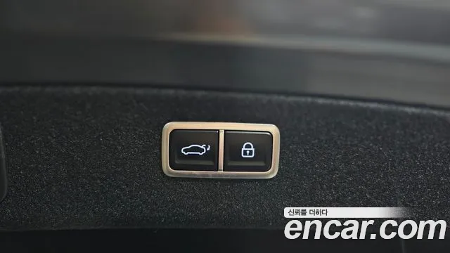 Genesis G80 Бензин 3.5 турбо AWD — Фото автомобиля 30