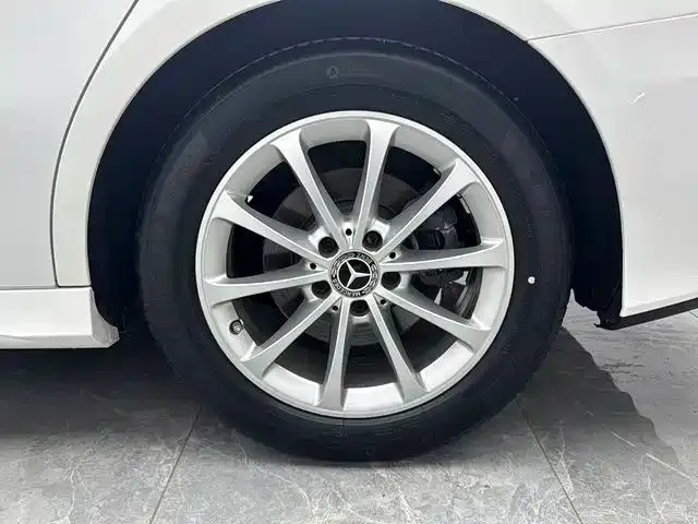 Mercedes-Benz A-Class — Фото автомобиля 19