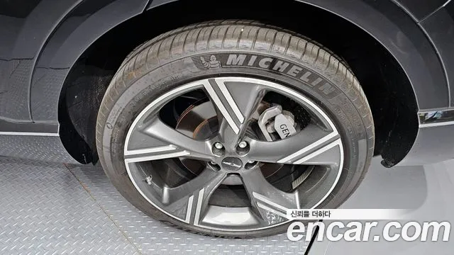 Genesis GV80 2.5T Бензин 2WD — Фото автомобиля 21