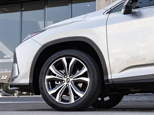 Lexus RX — Фото автомобиля 8