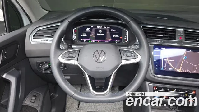Volkswagen Tiguan Tiguan 2 поколение 2.0 TDI 4Motion Prestige — Фото автомобиля 17