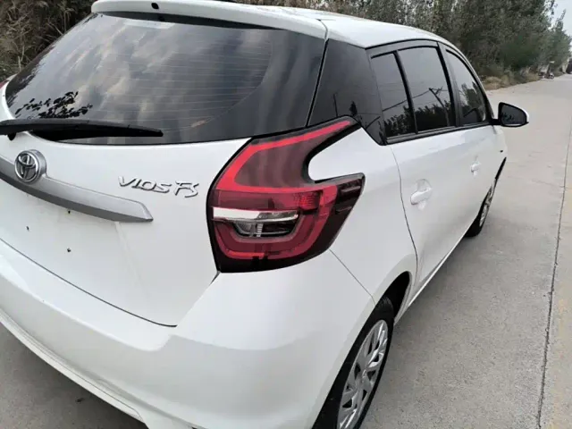 Toyota Vios FS — Фото автомобиля 7