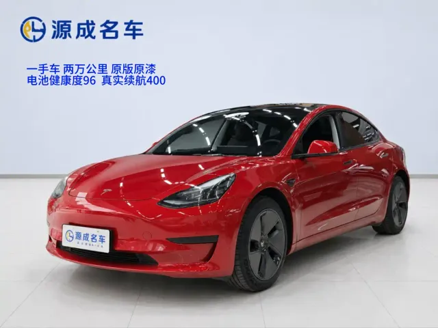 Фотография автомобиля — Tesla Model 3