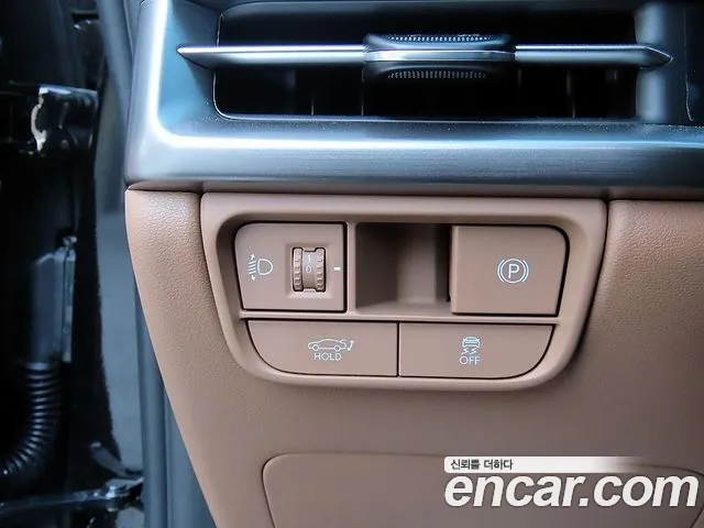 Hyundai Grandeur GN7 — Фото автомобиля 12