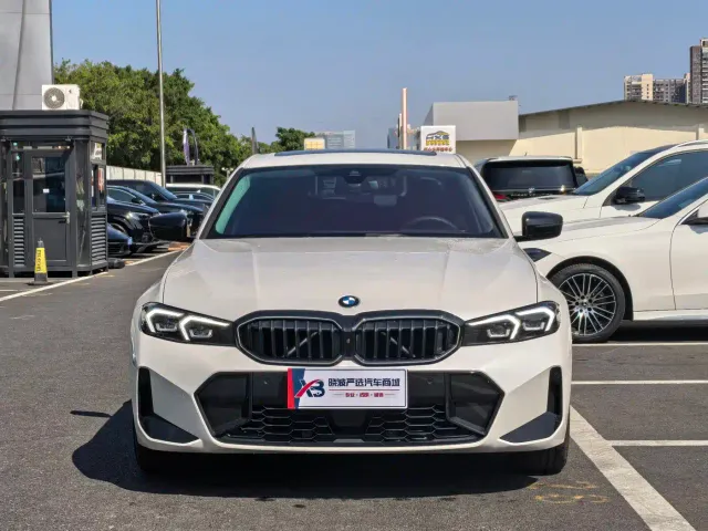 BMW 3 Series — Фото автомобиля 3