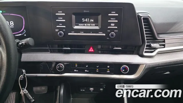 Kia Sportage Sportage 5-е поколение Дизель 2.0 2WD — Фото автомобиля 14