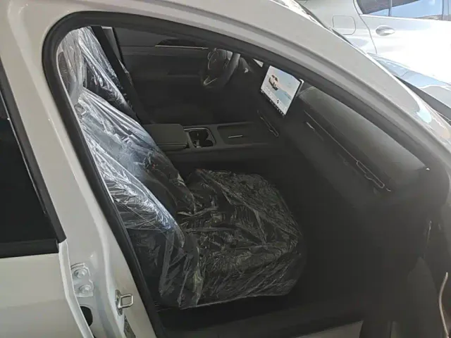 Wuling Starlight — Фото автомобиля 24