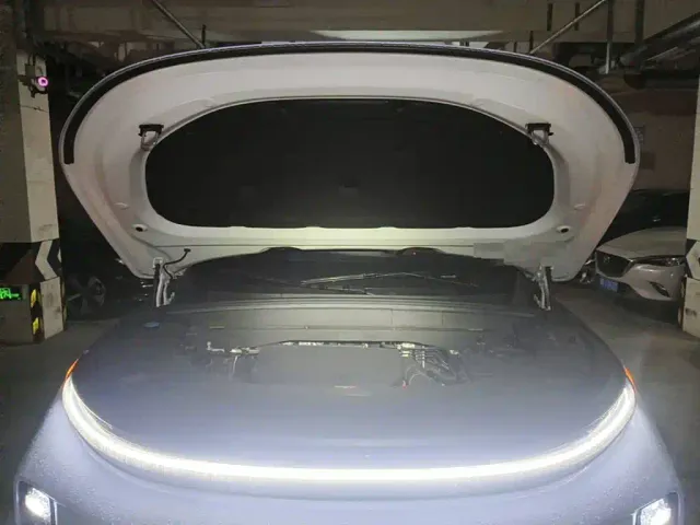 Li Auto L7 — Фото автомобиля 3