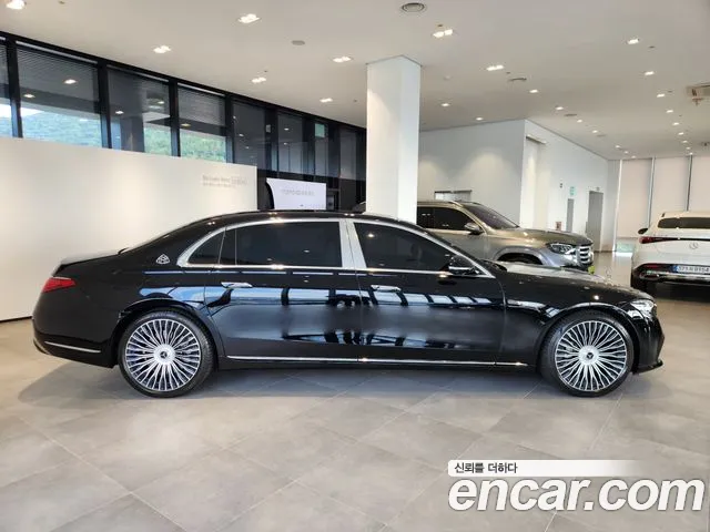 Mercedes-Benz S-Class — Фото автомобиля 9
