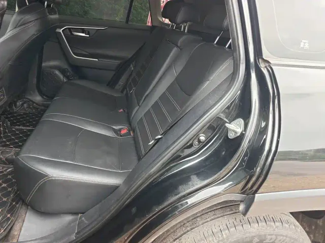 Toyota Wildlander — Фото автомобиля 13