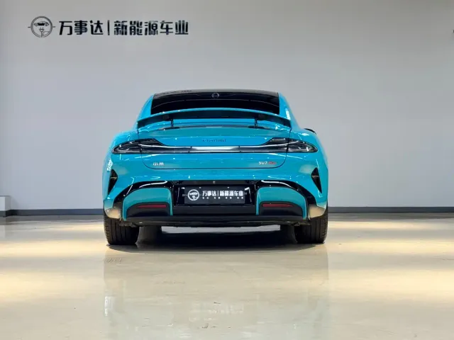 Xiaomi SU7 — Фото автомобиля 5