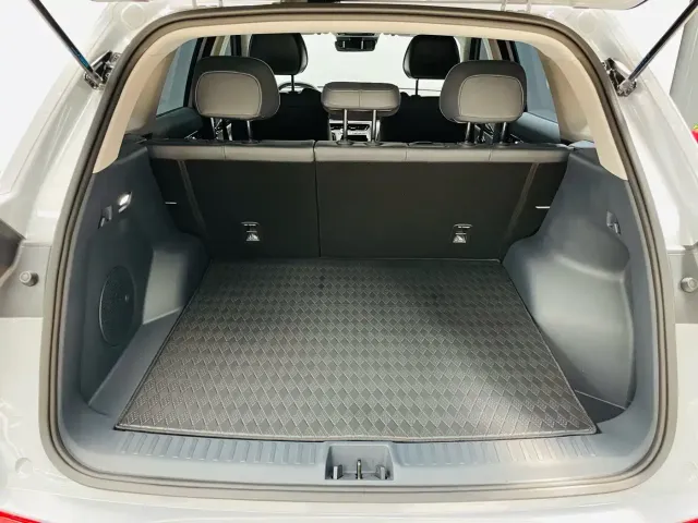 Geely Galaxy E5 — Фото автомобиля 18