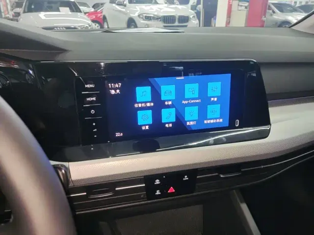 Volkswagen Golf 2023 280TSI DSG Pro — Фото автомобиля 12