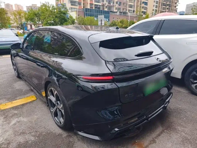 Nio ET5 Touring — Фото автомобиля 4