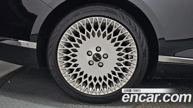 Genesis G80 Бензин 2.5 турбо AWD — Фото автомобиля 18