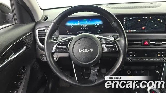 Kia Seltos Новый Seltos Бензин 1.6 турбо 2WD — Фото автомобиля 12