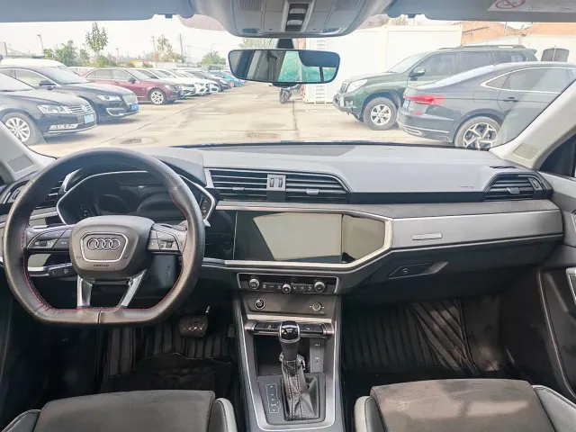 Audi Q3 — Фото автомобиля 5